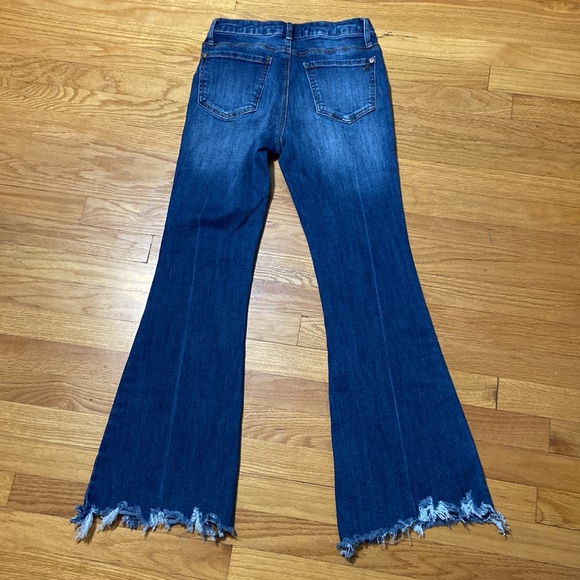 Special A Kodi 98%cotton mid-rise distressed hem flare jeans. Size 5 (27) - Picture 6 of 15